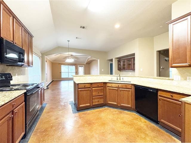 Building Photo - 724 Red Elm Ln