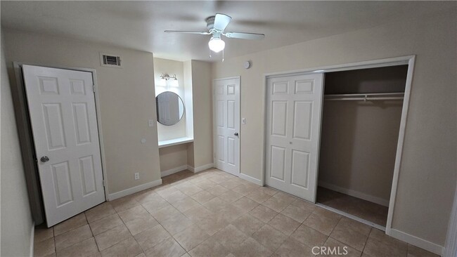 Building Photo - 4505 Canoga St