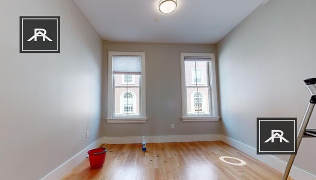 Building Photo - 3 bedroom in Cambridge MA 02138