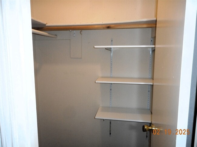 Building Photo - 12821 Hill Branch Dr