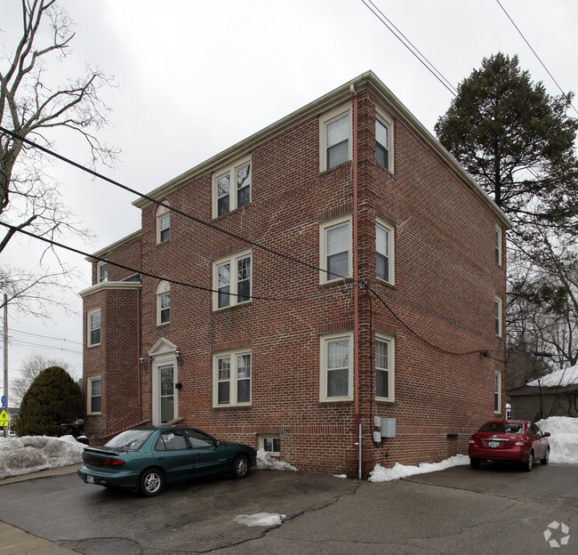 Building Photo - 1912 Broad St