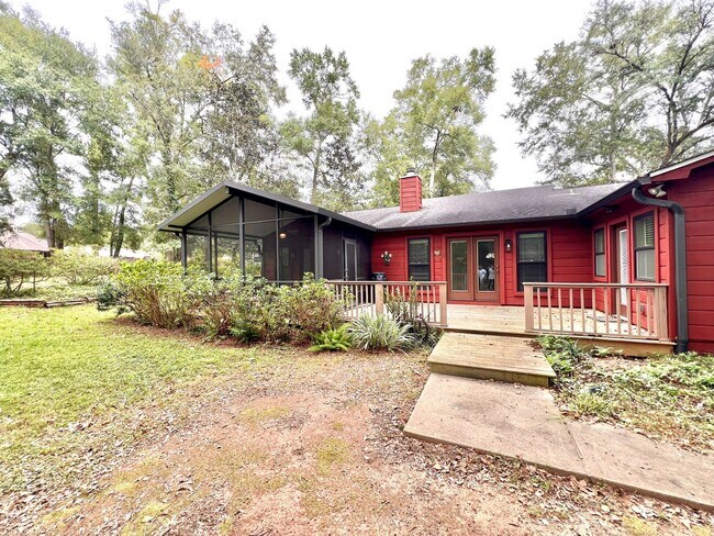 Building Photo - Fabulous house in Avondale on the East sid...