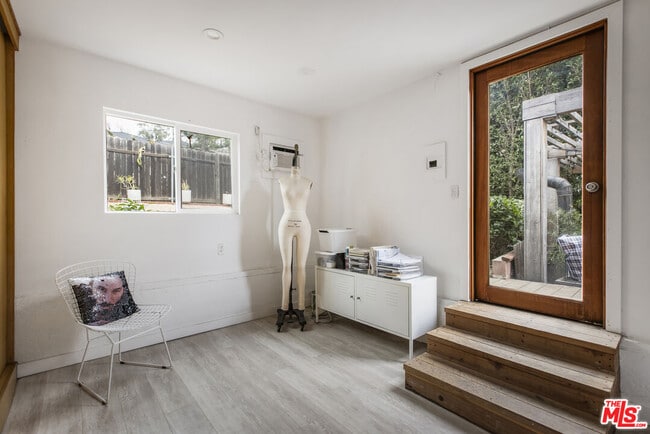 Building Photo - 5215 Almaden Dr