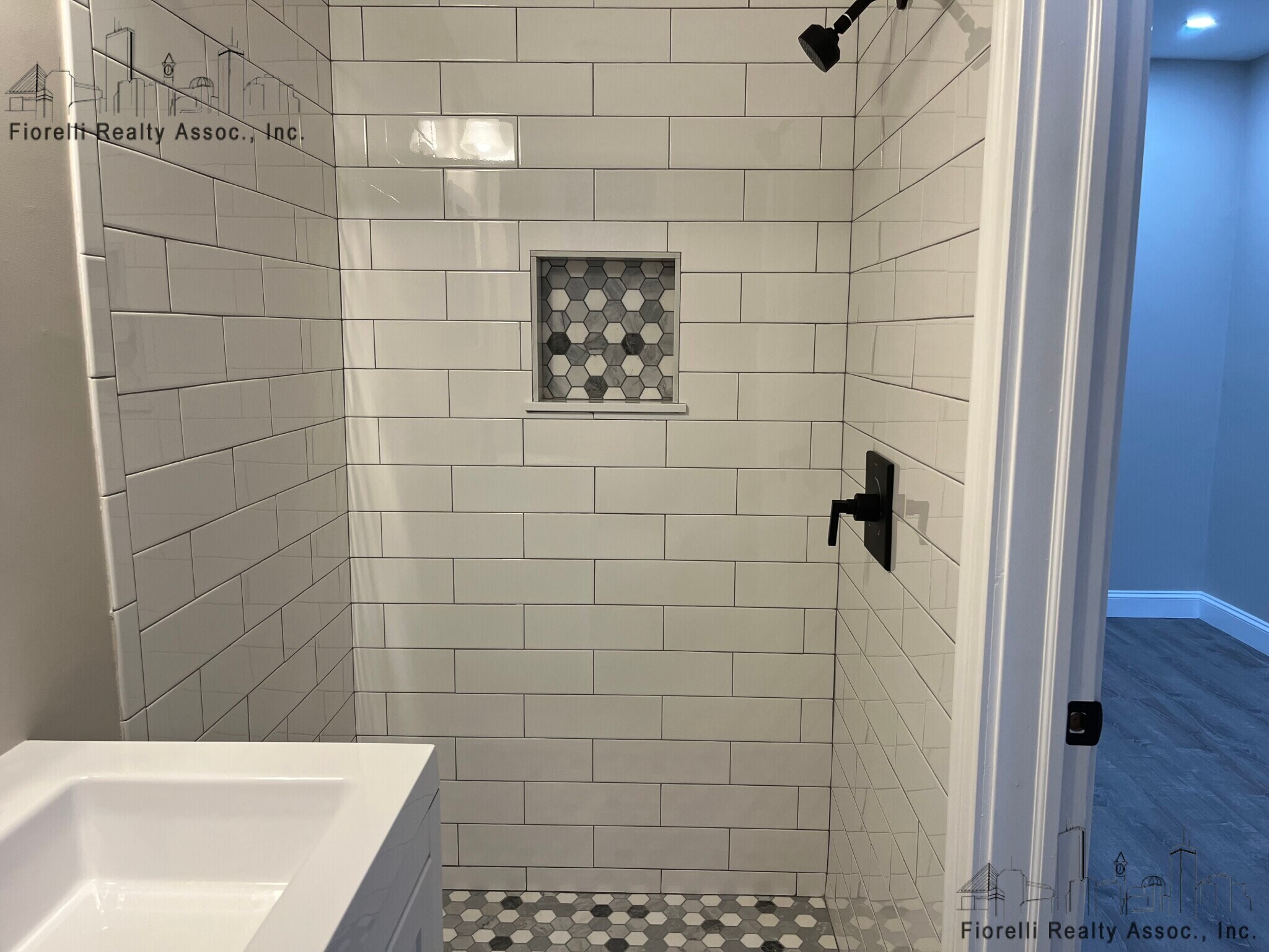 Building Photo - 97 Cottage St