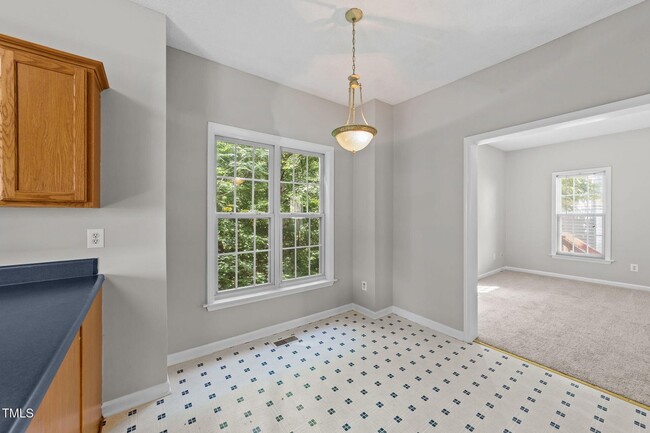 Building Photo - 108 Tarlow Ct