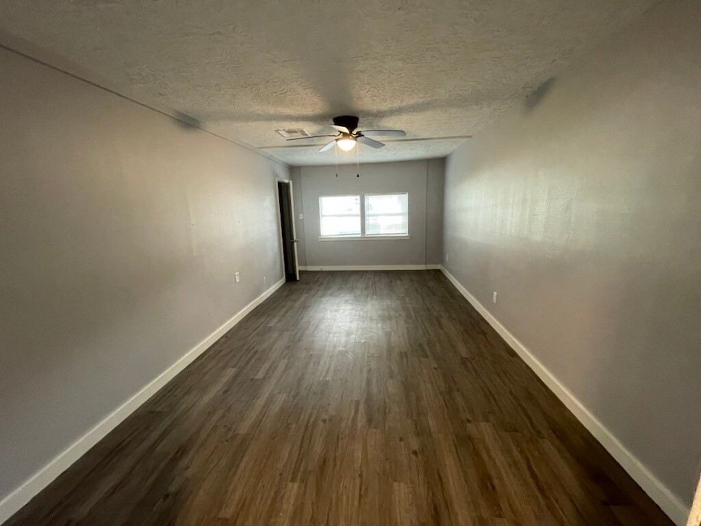 Dining Room off of Kitchen - 2718 19th Ave N