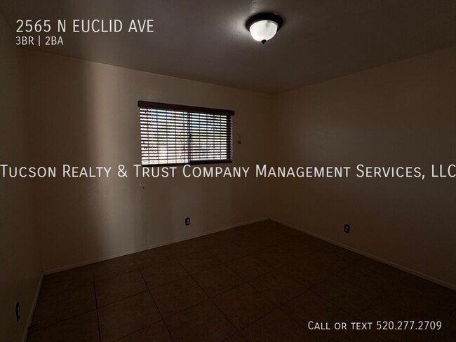Building Photo - 2565 N Euclid Ave
