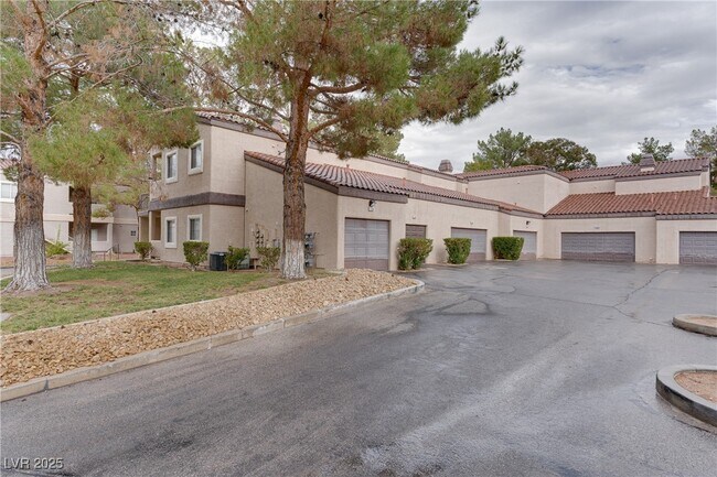 Building Photo - 5250 S Rainbow Blvd