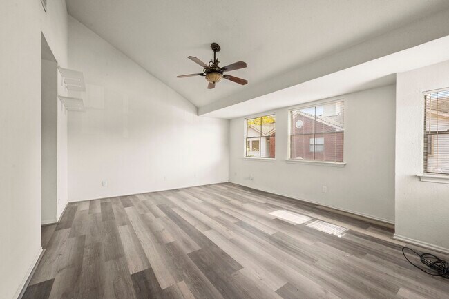 Building Photo - 1103 Dulles Ave