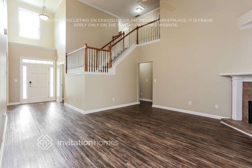 Building Photo - 3337 Pate Creek View