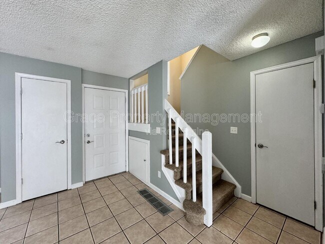Building Photo - 16967 E Tufts Pl