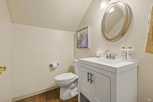 Building Photo - 470 Eastin Dr