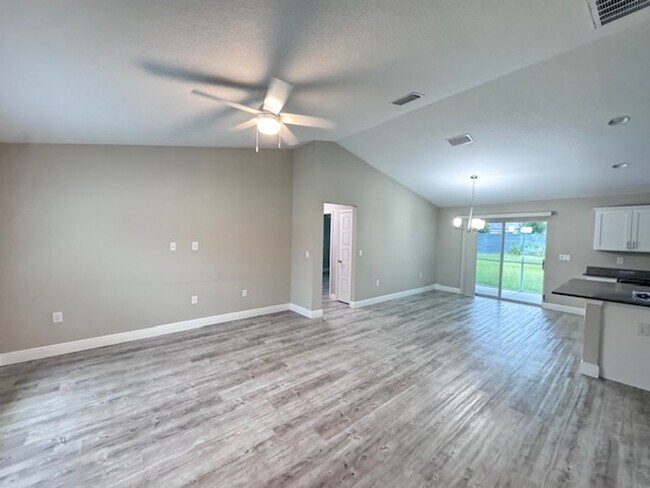 Building Photo - Coming Soon - Custom Home - Desirable SE O...