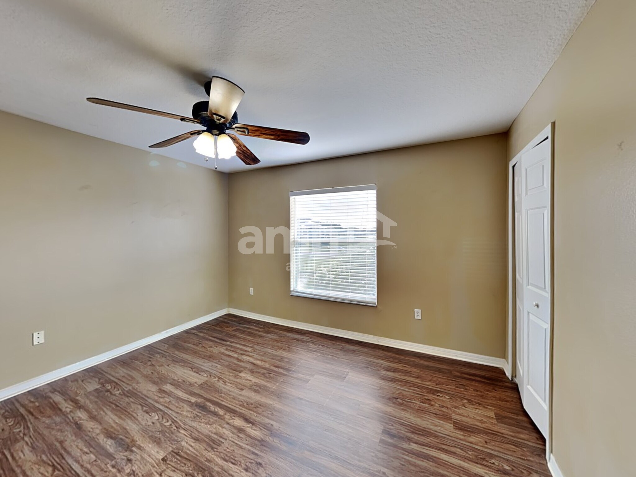 Building Photo - 3247 Chessington Dr