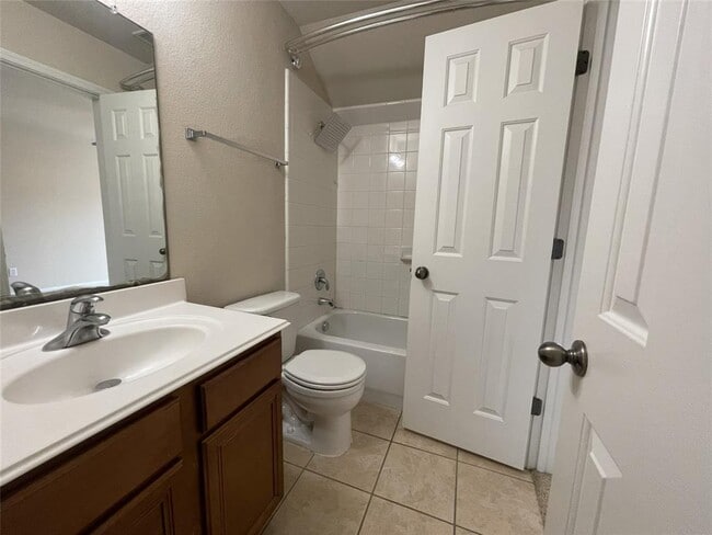 Building Photo - 11412 Barbrook Cove