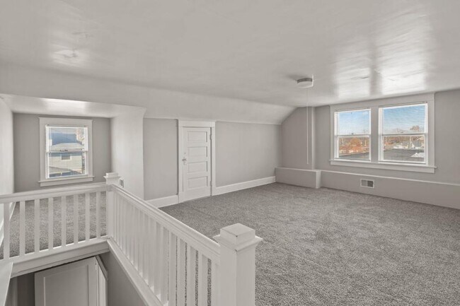 Building Photo - 15 S 17th St