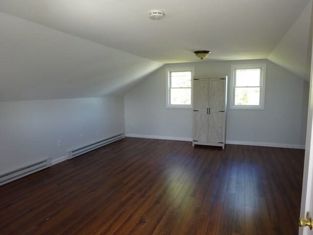 Building Photo - 17 Oakley Ave