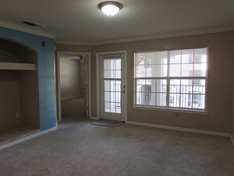 Building Photo - 3591 Kernan Blvd S