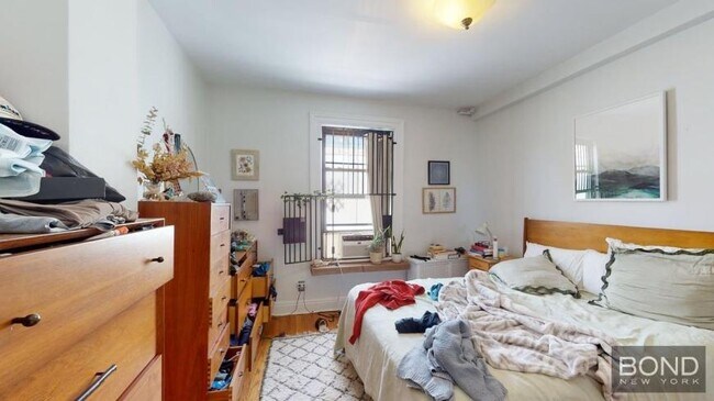 Building Photo - 2 bedroom in NEW YORK NY 10024