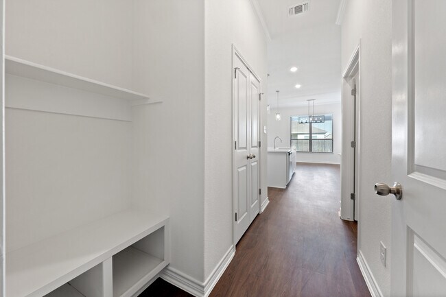 Building Photo - 7308 Caladium Dr