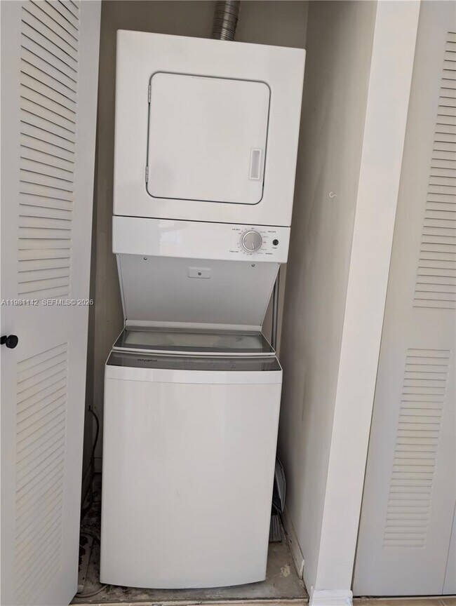 Building Photo - 3680 N 56th Ave