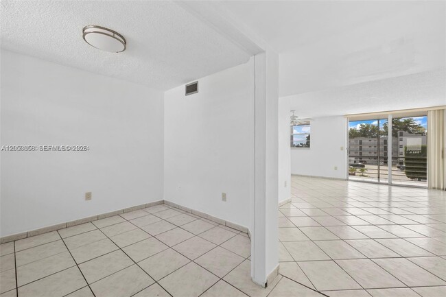 Building Photo - 14185 SW 87th St