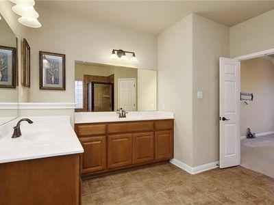 Building Photo - 1710 Greenside Dr