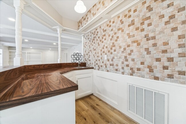 Building Photo - 1502 Big Horn Dr