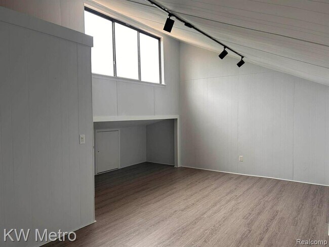 Building Photo - 6168 Palomino Ct