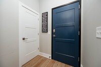 Building Photo - Short North! 1 Bedroom, 1 Bath