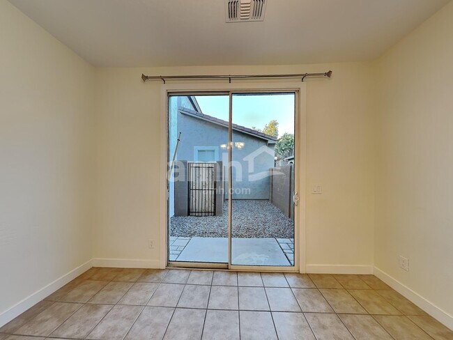 Building Photo - 10124 E Isleta Ave