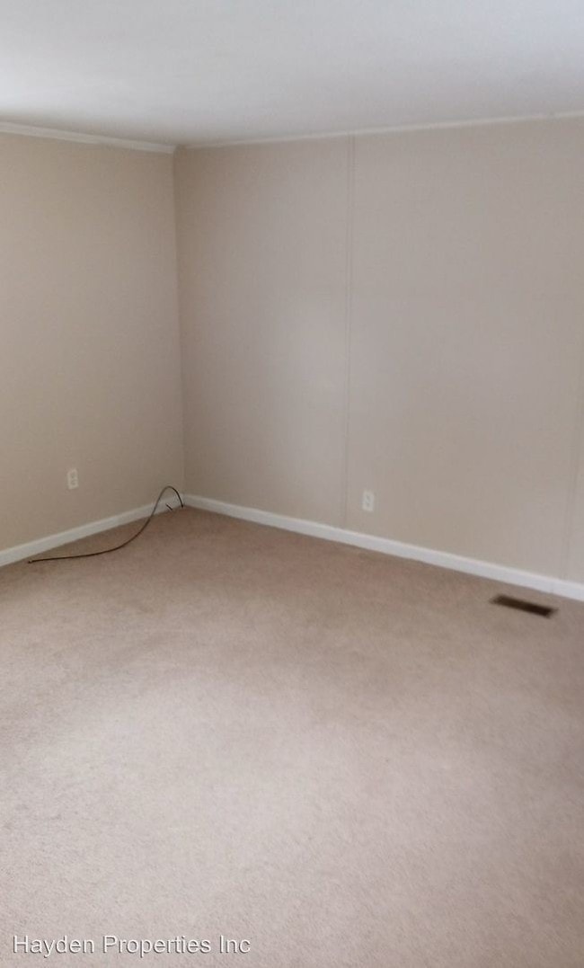 Building Photo - 3 br, 1.5 bath House - 209 F McQueen St