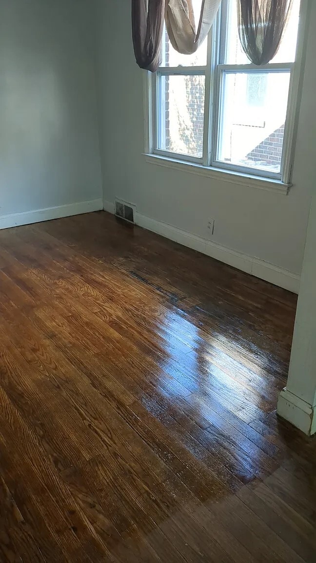 Building Photo - 16611 Lauder St