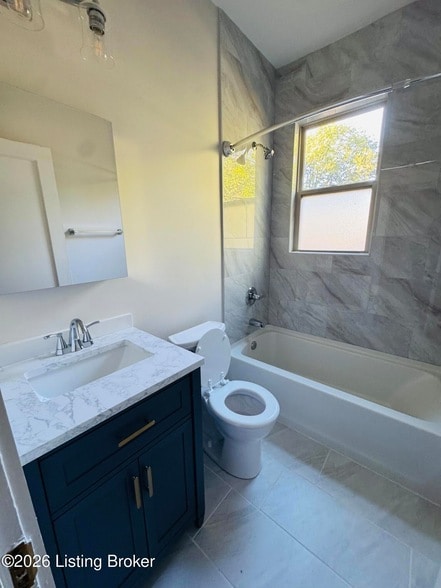 Building Photo - 2113 Speed Ave