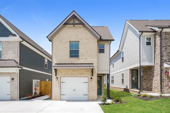 Building Photo - 308 B Lake St