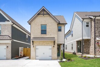 Building Photo - 308 B Lake Street