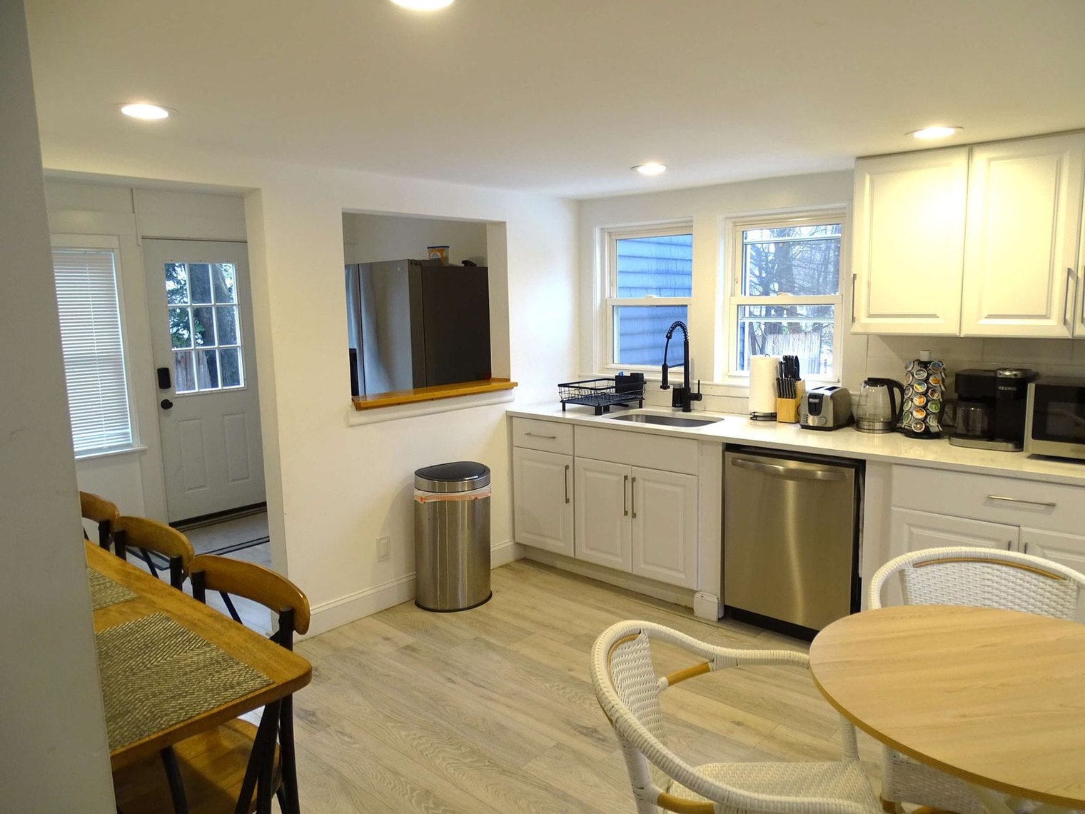 Building Photo - 18 Pleasant St