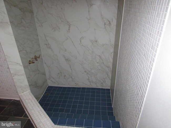 Building Photo - 472 Old Orchard Cir