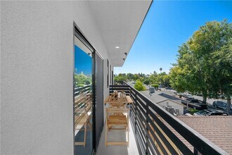 Building Photo - 6704 1/2 Kester Avenue, Los Angeles, CA 91...