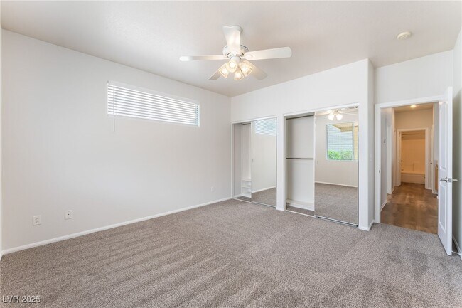 Building Photo - 8729 Shady Pines Dr