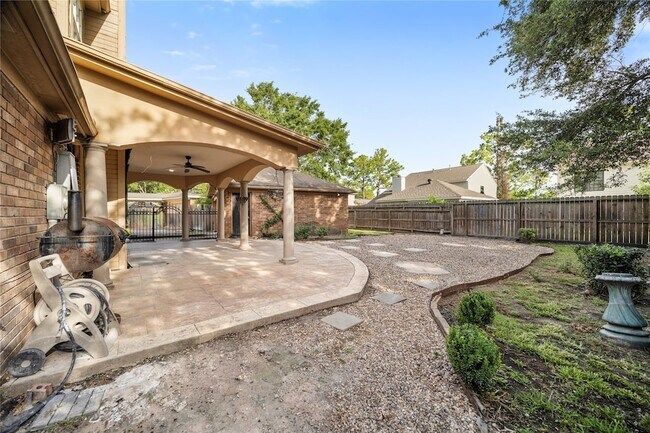 Building Photo - 10310 Minturn Ln