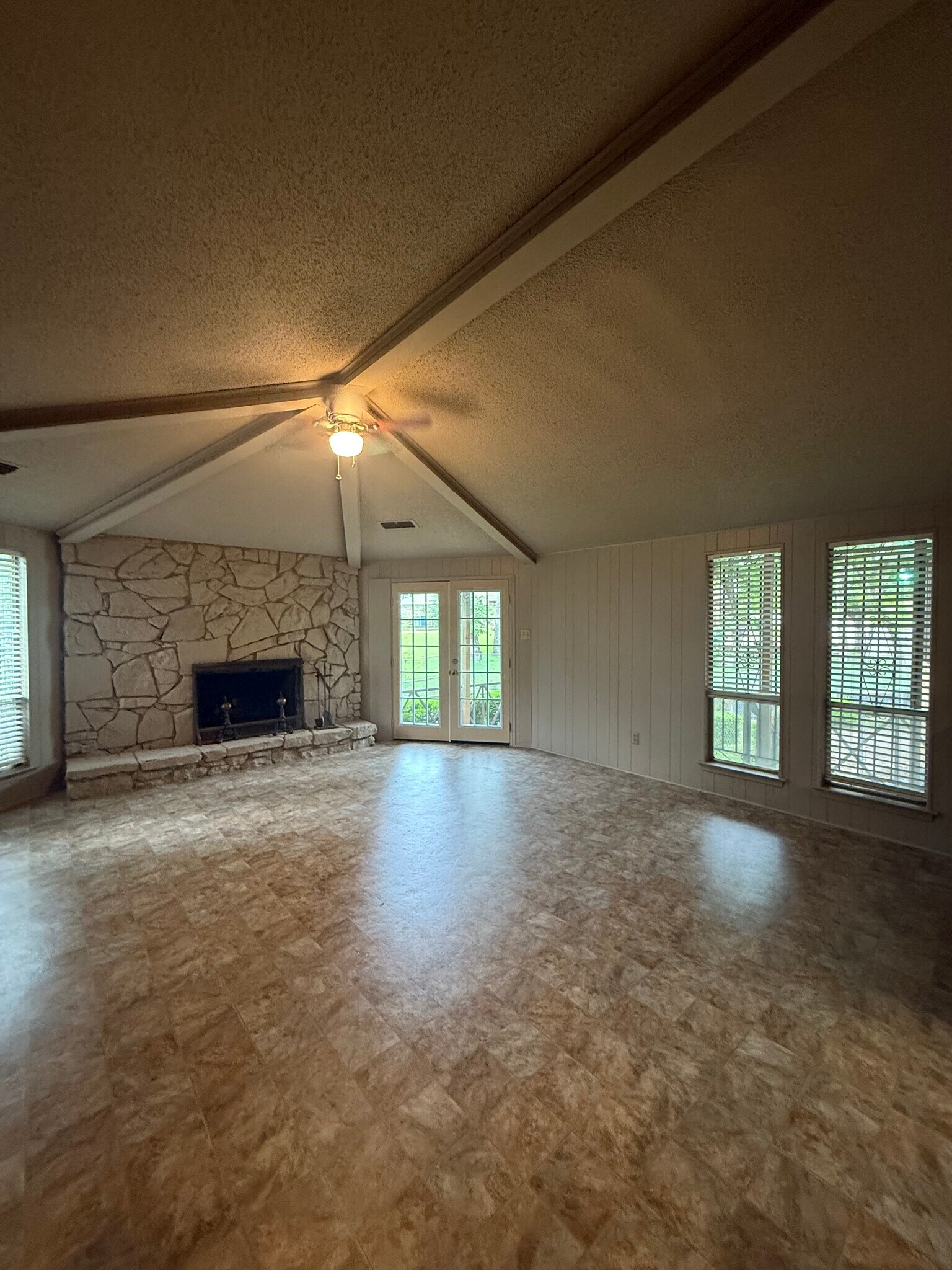 Building Photo - 7321 Indian Ridge Trl