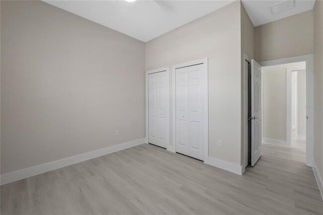 Building Photo - 6976 BELLTREE Ct