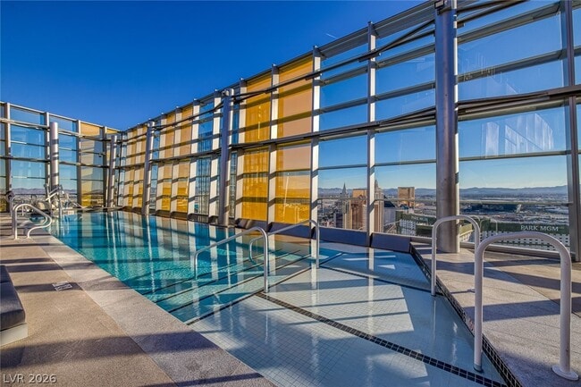 Building Photo - 3722 S Las Vegas Blvd