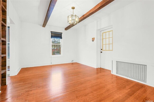 Building Photo - 75-09 91st Ave