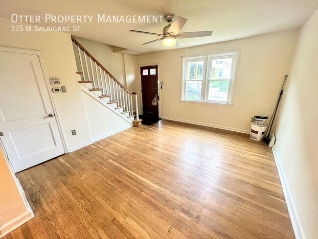 Building Photo - 335 Salaignac St