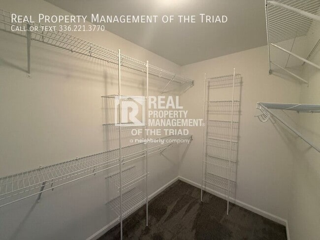 Building Photo - 2234 Nettlebrook Dr