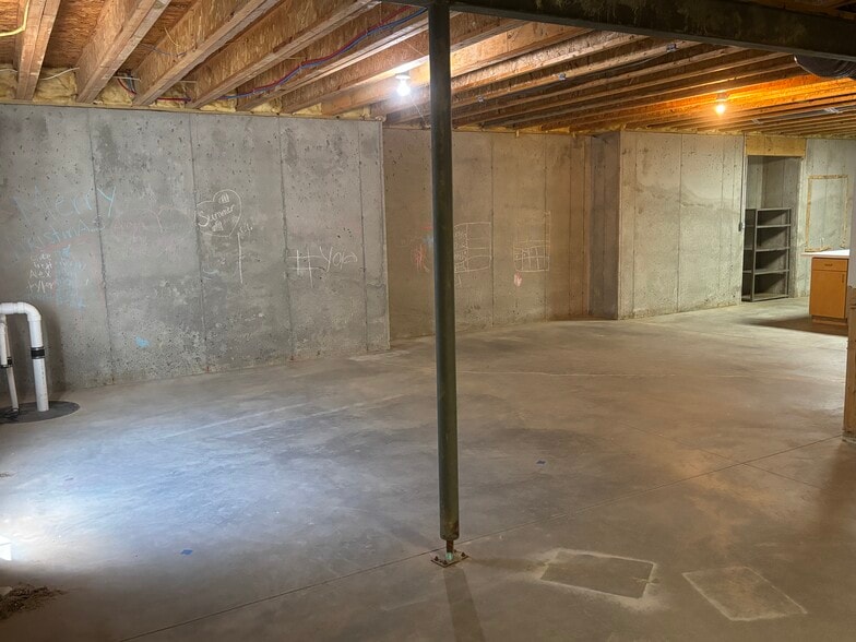 Basement - view 2 - 6648 Wilmot Ln