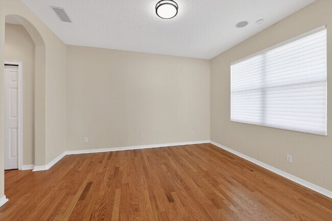 Building Photo - 118 Padova Way