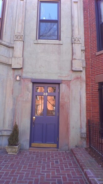 Building Photo - 30 Holyoke St